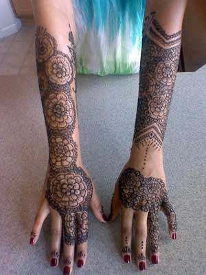 Henna Hands by Blanca Rose