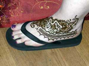 Temporary Tattoo in Henna 